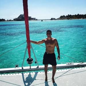 Meet your Posher, Joseph